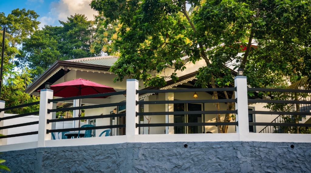 Upper Balcony & Relaxation Terrace